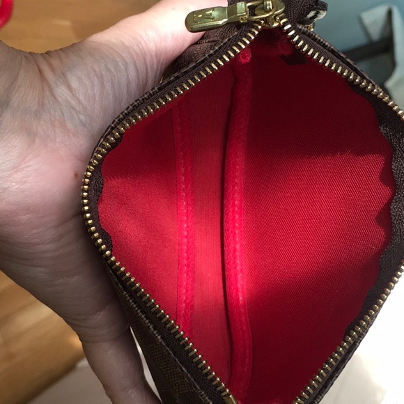 Louis Vuitton mini pouchette and keyholder Damier - Picture 6 of 8